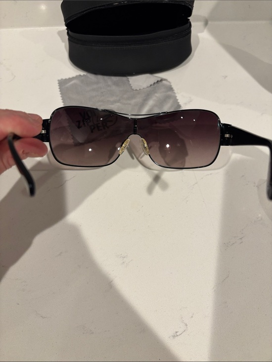 VonZipper Saffron women’s Wraparound Sunglasses - Black Lenses main image 11